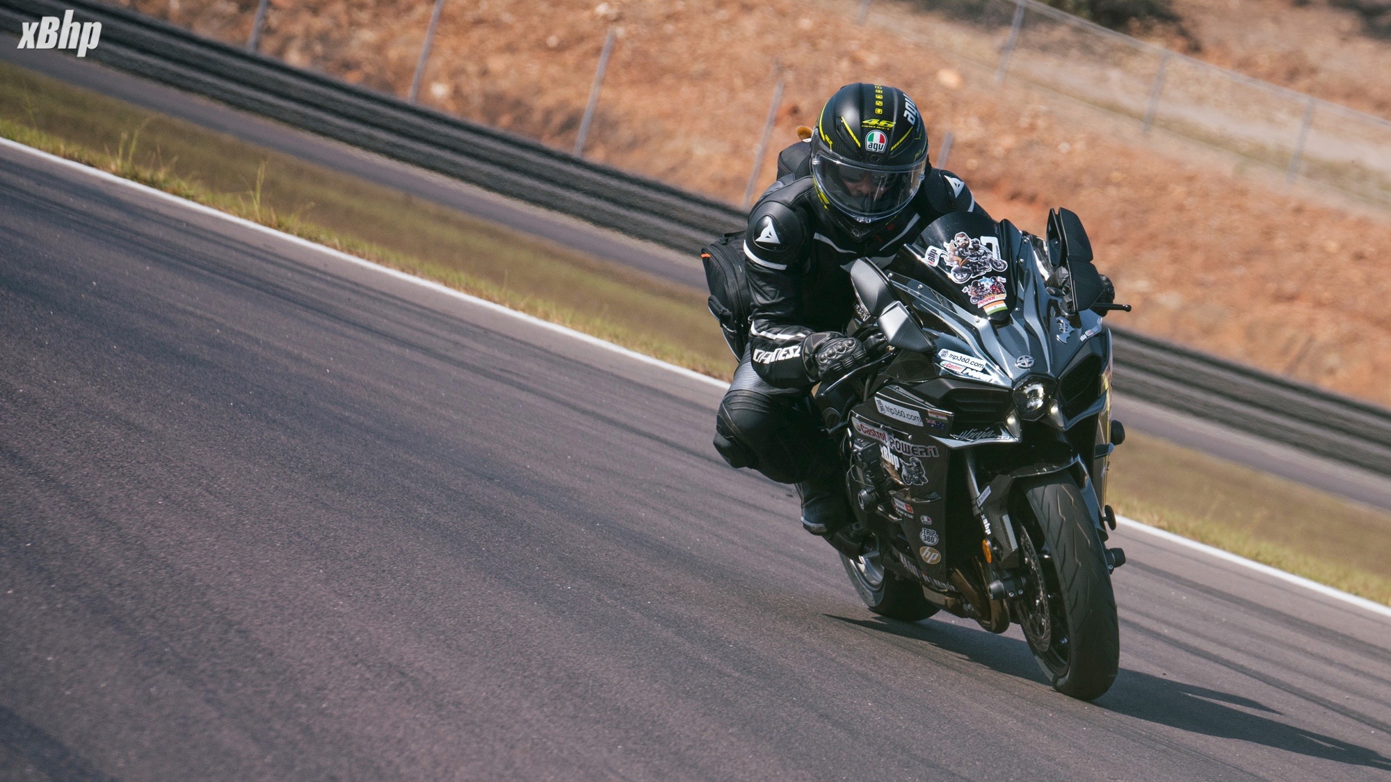 The Kawasaki Ninja H2 , Roadtrip , Across Australia.jpg