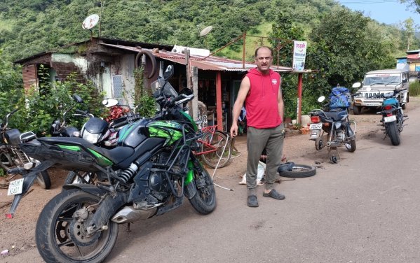 Click image for larger version

Name:	D2 Ritesh Puncture.jpg
Views:	173
Size:	78.4 KB
ID:	2240306