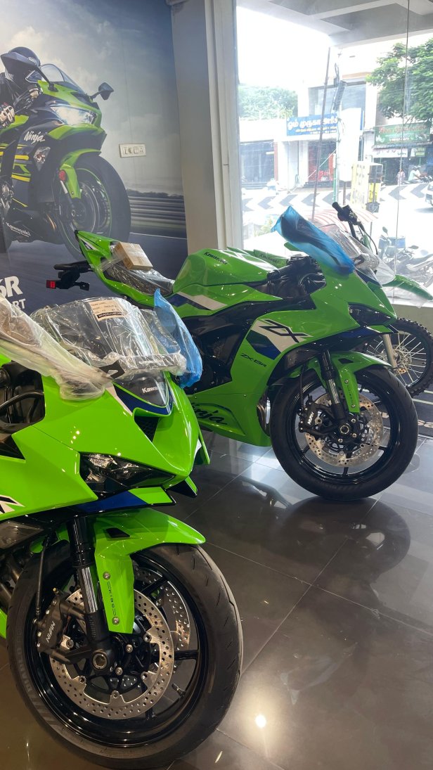 Click image for larger version

Name:	ZX6R (4).jpg
Views:	20
Size:	144.1 KB
ID:	2240674