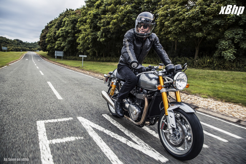 ThruxtonR_Riding_Shot011_A3_RGB