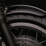 Thruxton_Detail_Front_Forks_Gaiters