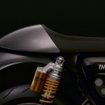 Thruxton_R_Detail_Seat_Stitching_Mudguard_2