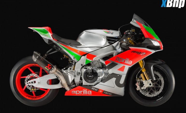Aprilia RSV4 ‘Factory Specials’ at EICMA 2015