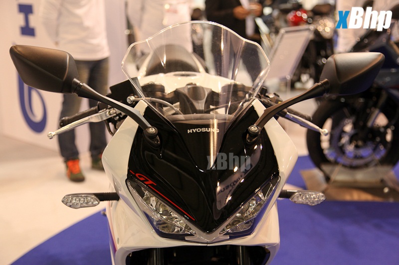 2016 Hyosung GT650R_-11
