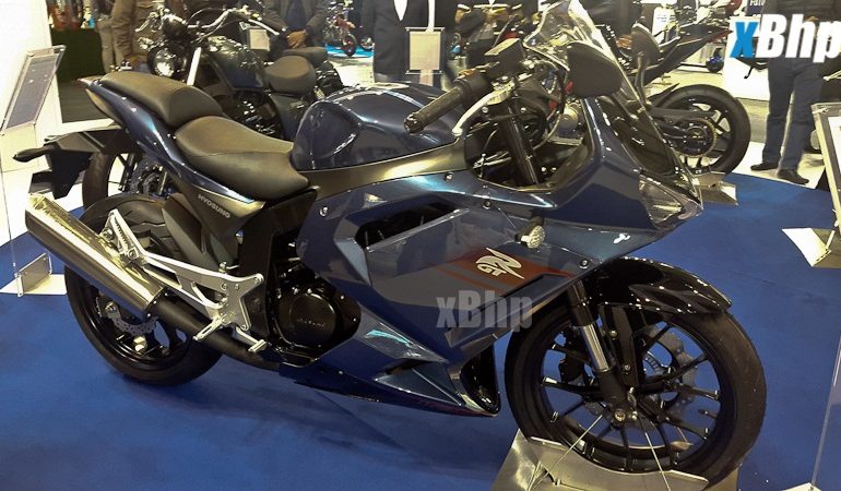 Hyosung GT300R – EICMA 2015