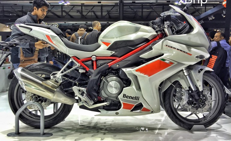 Benelli Tornado 302 showcased at EICMA 2015