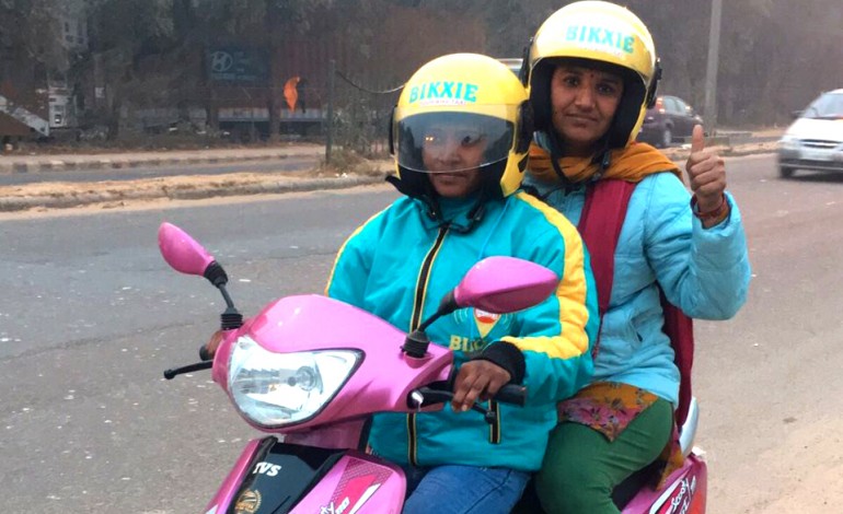 Bikxie Pink:Two-Wheeler Female Taxi Service!