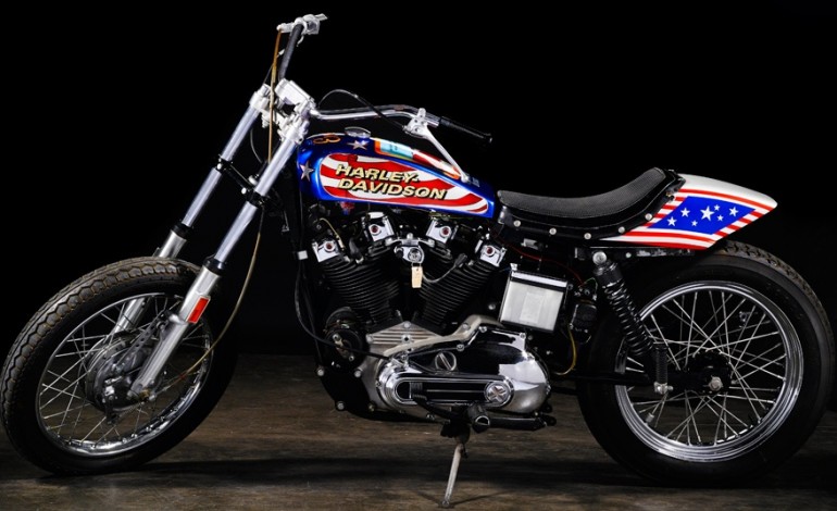 Evel Knievel’s Harley Davidson XL1000 up for Auction