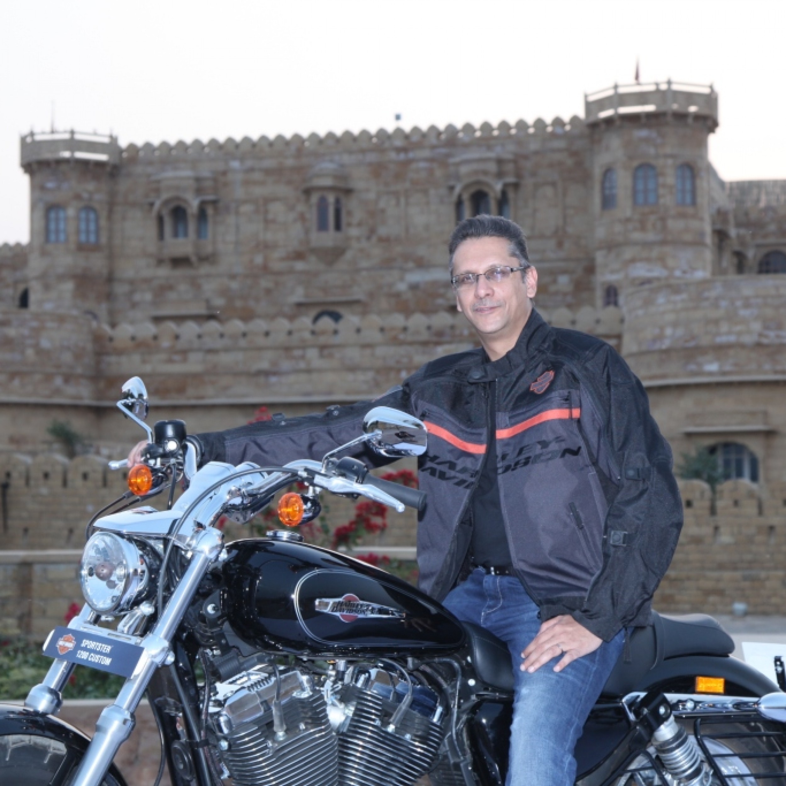 Vikram Pawah, Managing Director, Harley-Davidson India at the launch of Harley-Davidson 1200 Custom in Jaisalmer_Image 2