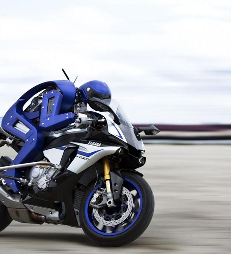 Yamaha Motobot to Ride on Race Track By 2017