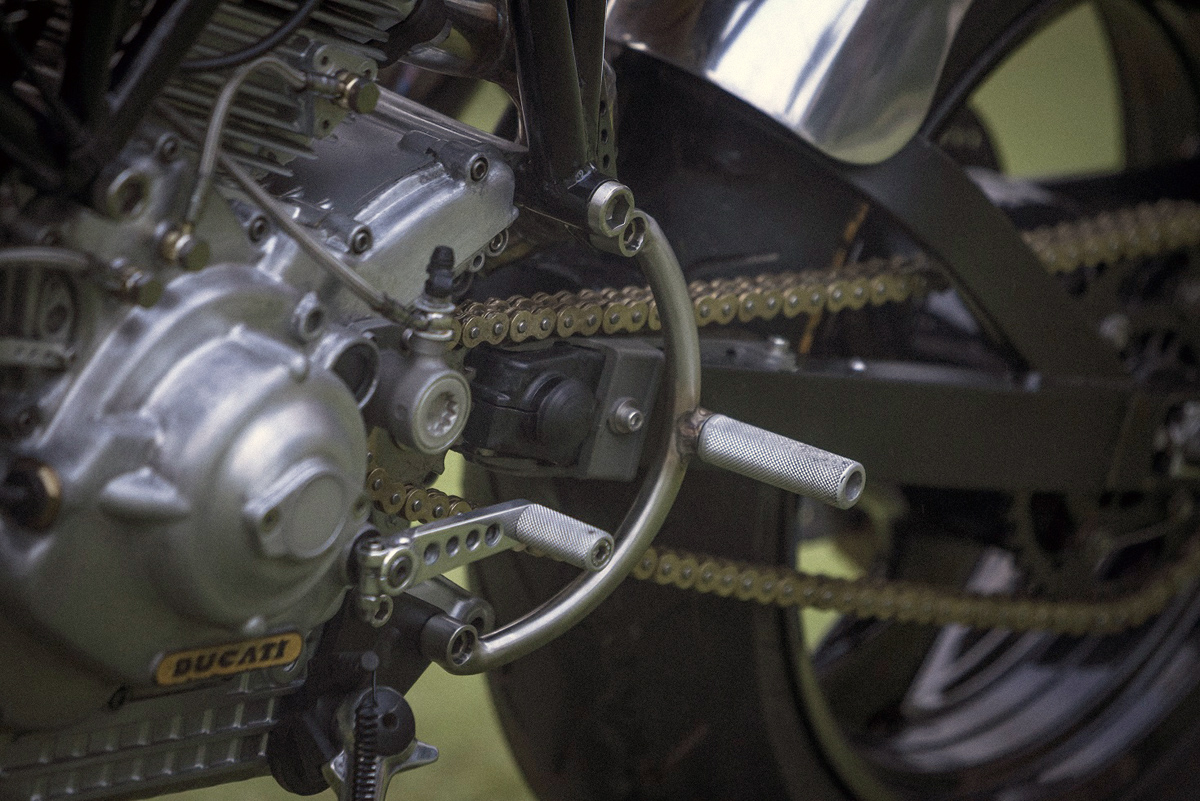 Benjies-Ducati-Cafe-Racer-9