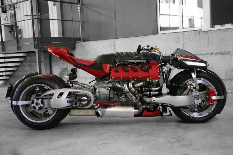 insane-lazareth-lm-847-bike-uses-a-470-hp-maserati-v8-engine_12