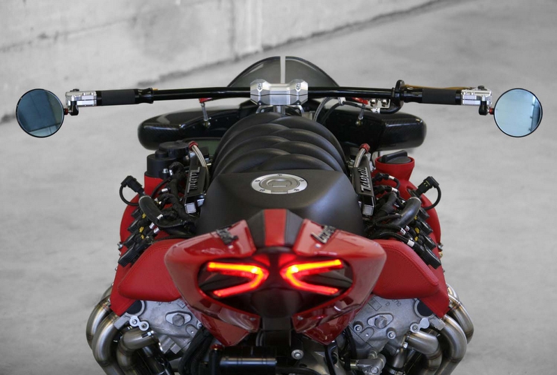 insane-lazareth-lm-847-bike-uses-a-470-hp-maserati-v8-engine_3