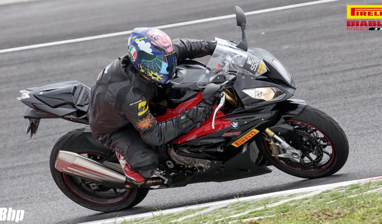 Pirelli Diablo Rosso III: Red Devil Redux!