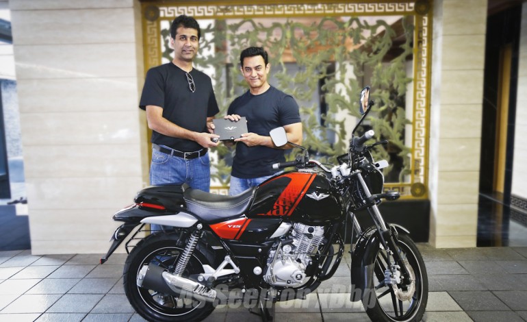 Aamir Khan gets himself a Bajaj V15