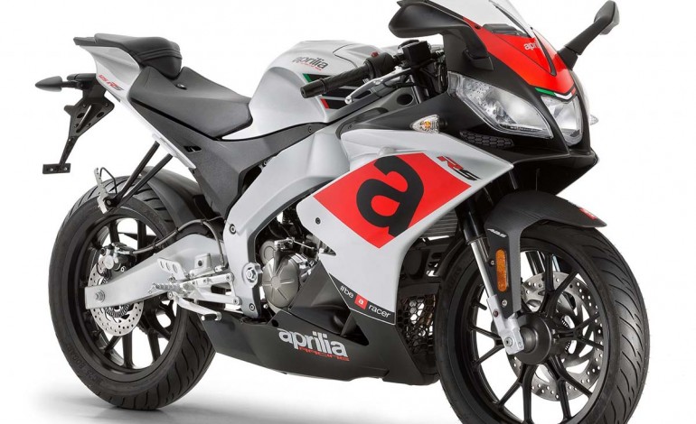 Aprilia showcases Tuono 125 and RS 125 at Intermot 2016