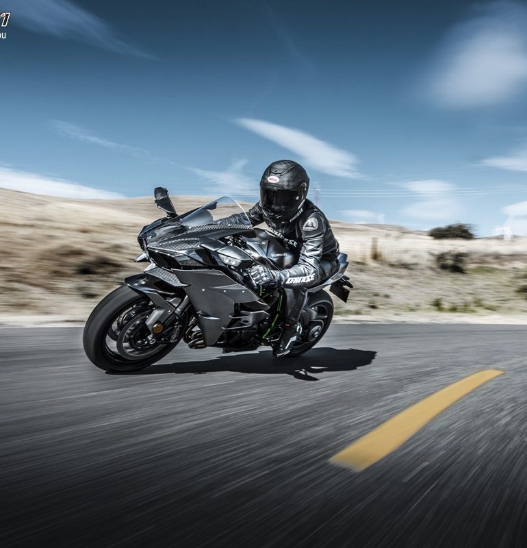 Limited Edition Kawasaki Ninja H2 Carbon unveiled at Intermot 2016