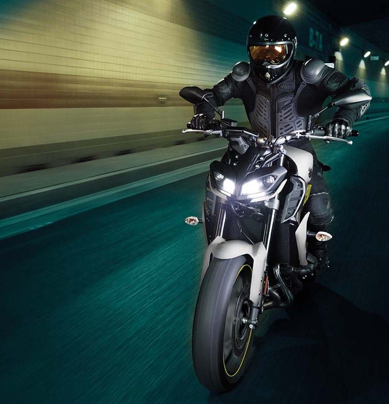 Yamaha unveils the updated FZ-09 2017 model