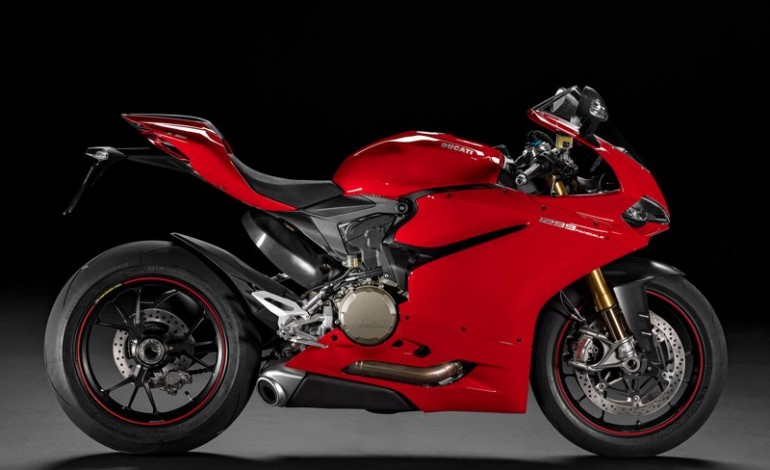 Ducati to unveil 2017 Supersport at INTERMOT
