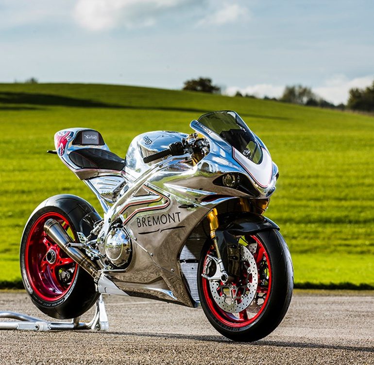 Norton V4 RR and SS with carbon fibre unveiled