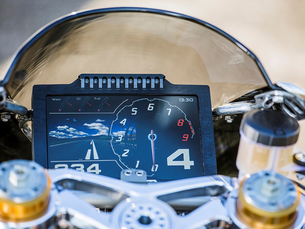 Norton_V4_RR_32