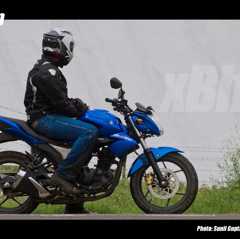 Ban on high denomination notes may impact growth of entry level two-wheeler segment