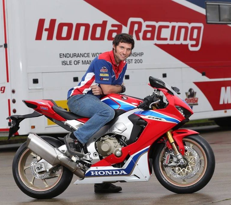 Guy Martin to race a Fireblade at IOM TT in 2017