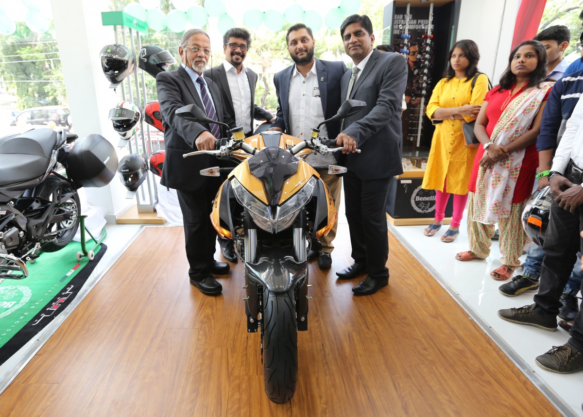 (L-R) Mr. Vinay Vinekar, Chairman, Power Group of Companies_ Mr. Selva Kumar, Managing Director, Power Group of Companies_ Mr. Shirish Kulkarni, Chairman, DSK Motowheels.
