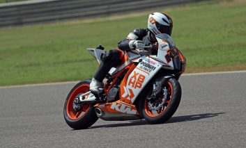 KTM RC8R heads home... to the racetrack!