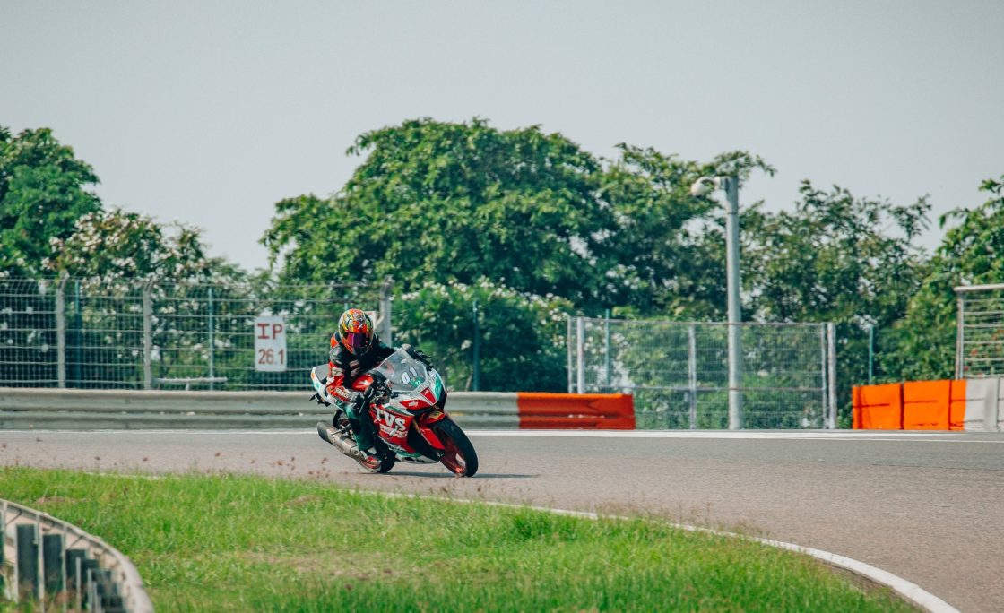 Learning the ways of the racetrack with R.A.C.R.